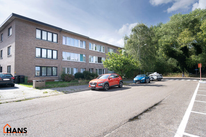 Appartementsgebouw te koop in Wommelgem