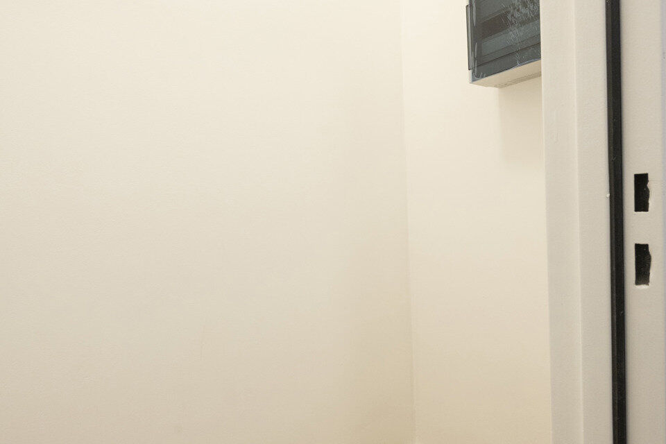 Instapklaar appartement, rustig en gunstig gelegen.  Ook ideaal als starterswoning en/of investeringsvastgoed.

Met de trap komen we bij dit appartement op de tweede verdieping; geen lift maakt dat er minder gemeenschappelijke kosten zijn.
Indeling: inkom